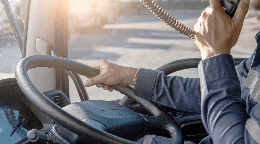 Navigating Australia with UHF Communication - RVSafe